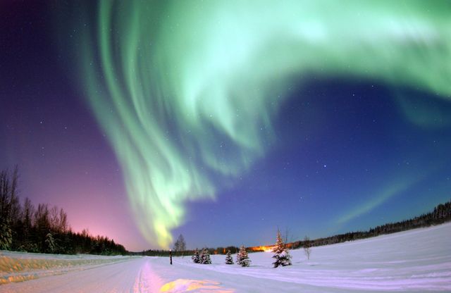 _116612000_aurorasovernorthpoleusairforcejoshuastrang.jpg